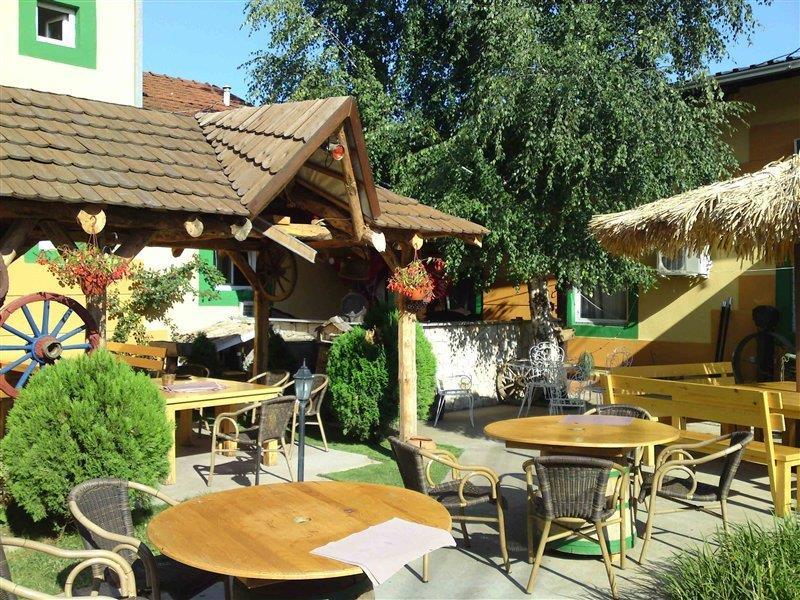 Gros Hotel - Leskovac Leskovac  Restaurante foto